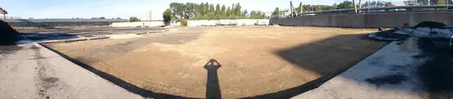 Wyrównany plac składowy tuż przed wylaniem nawierzchni betonowej